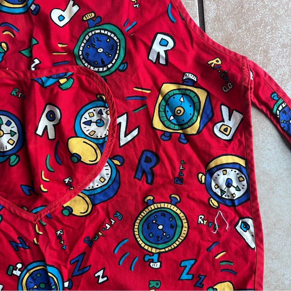 Colorful Red Apron with Fun Print - Picture 4 of 4